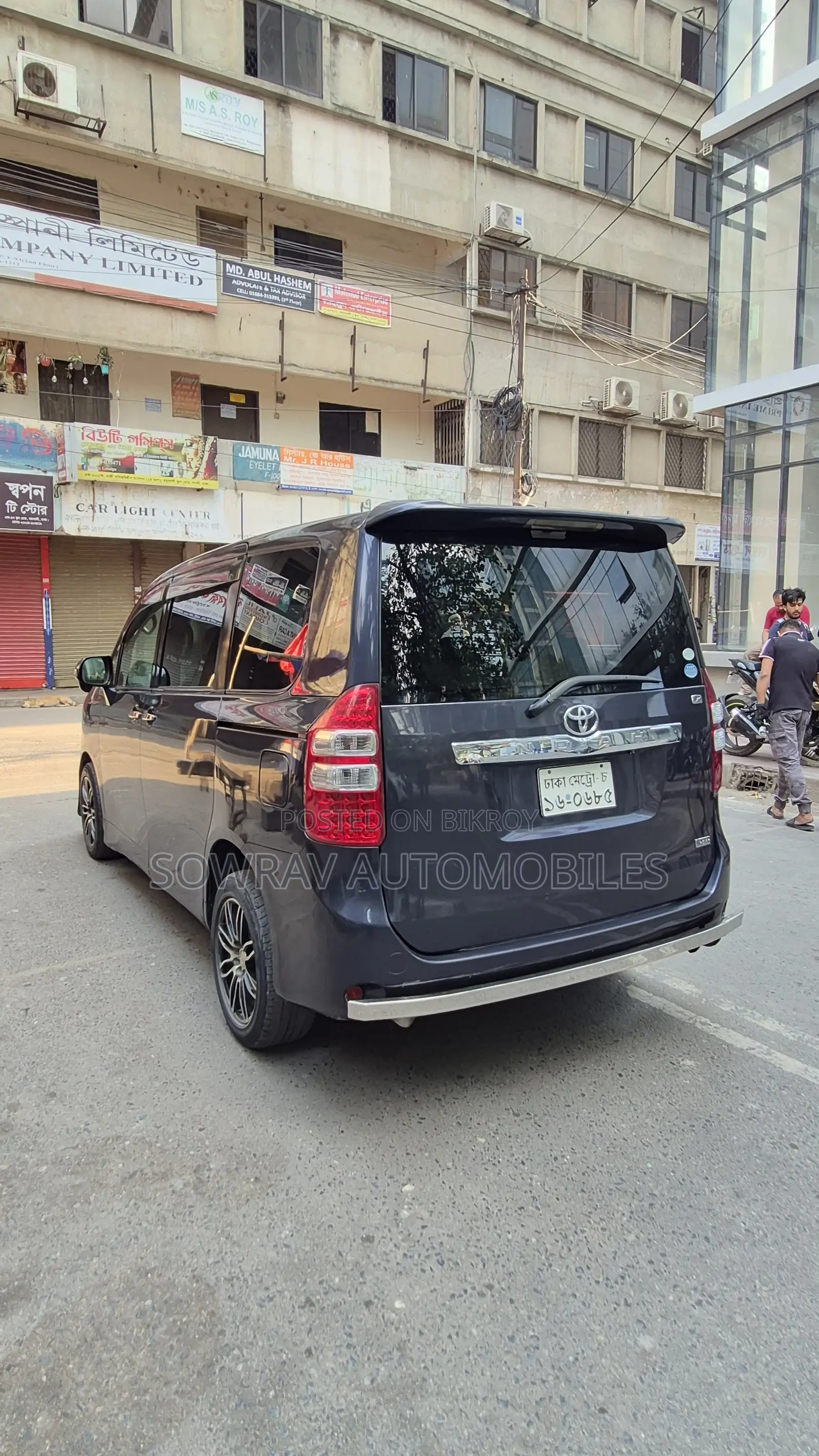 Toyota Noah 2011 Black