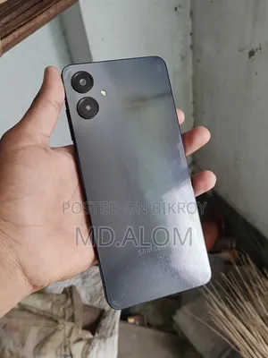 Samsung Galaxy A06 128 GB Silver