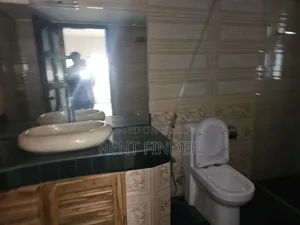 4-bedroom Apartment in Baridhara for Rent