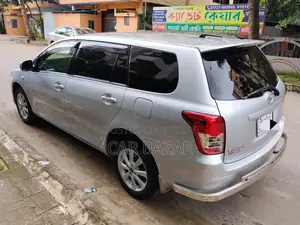 Toyota Corolla Fielder 2011 Silver