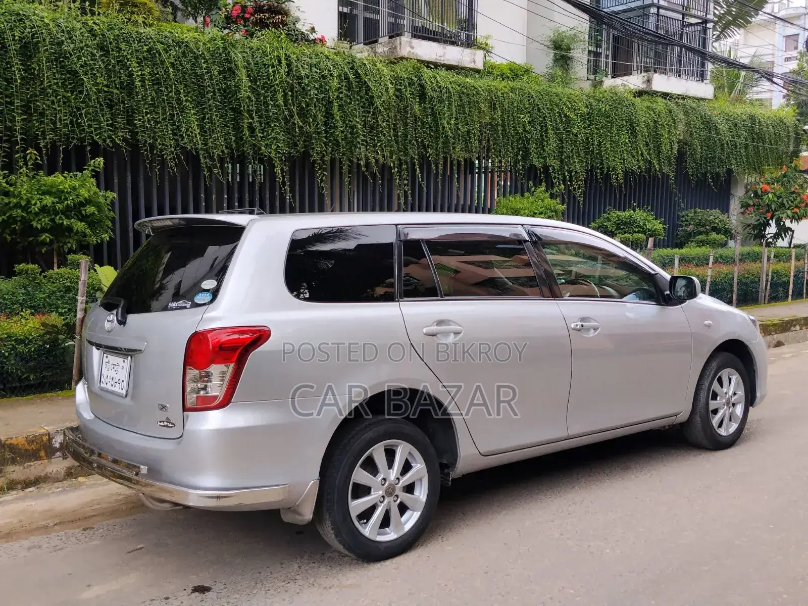 Toyota Corolla Fielder 2011 Silver