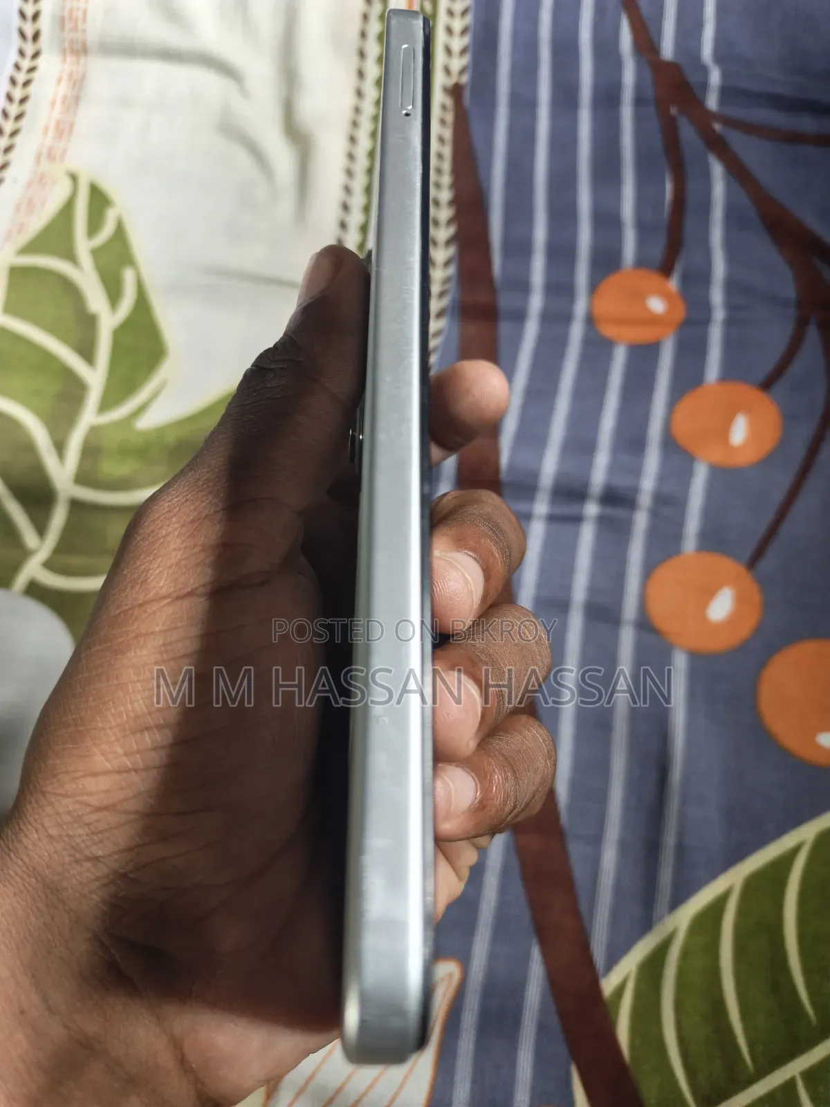 Infinix Hot 60i 128 GB Silver