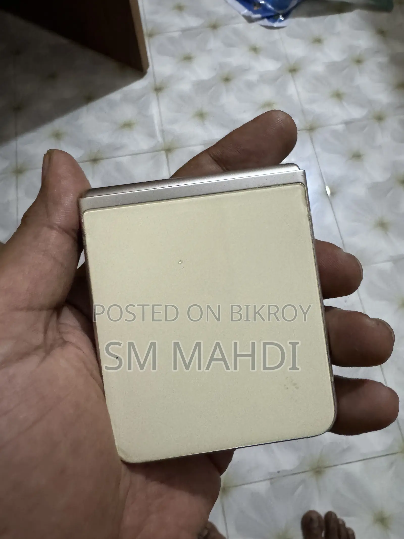 স্যামসাং জেড৩ ৮ জিবি সিলভার