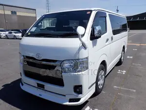 Toyota HiAce 2023 Pearl