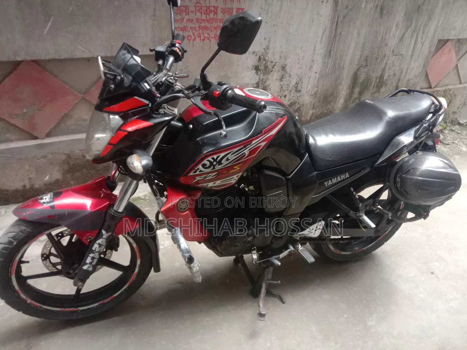 Yamaha FZ 2012 Red