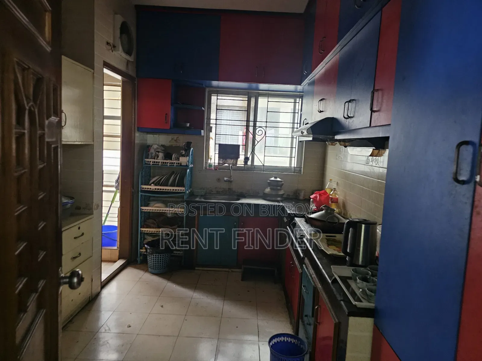 Furnished 6-bedroom Apartment in Gulshan for Rent