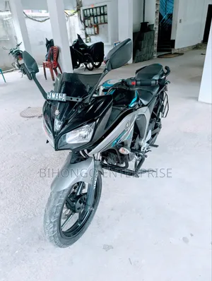 Yamaha 2022 Black