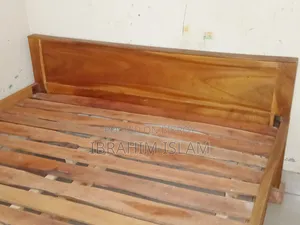 Bed and mattress for sale 5/7 feet