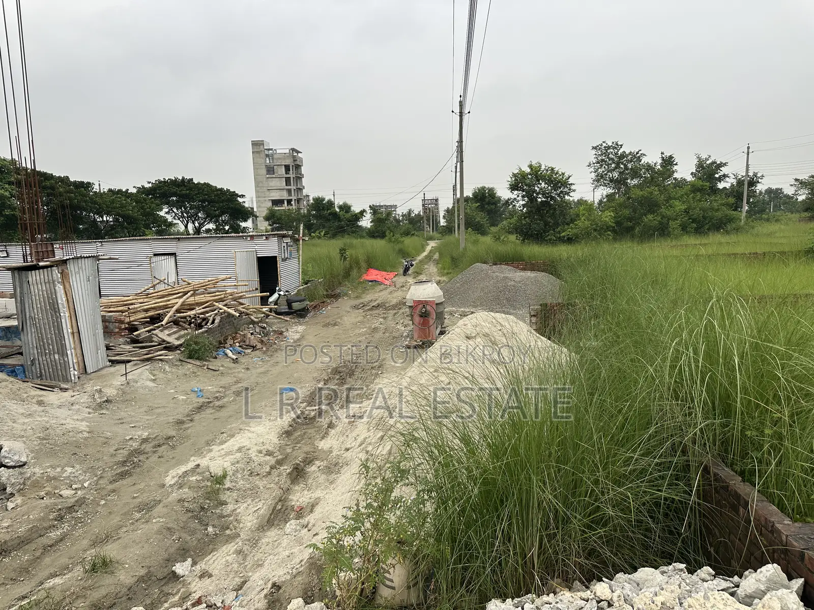 Block-M,(3x8)=24 Katha,South-Face, Near- 200'road,Bashundhara R/A
