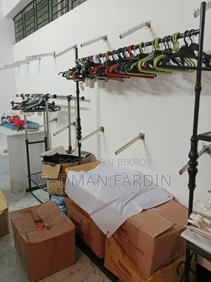 ড্রেস হেঙ্গার
