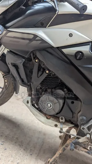 Bajaj Pulsar NS 160 2018 White