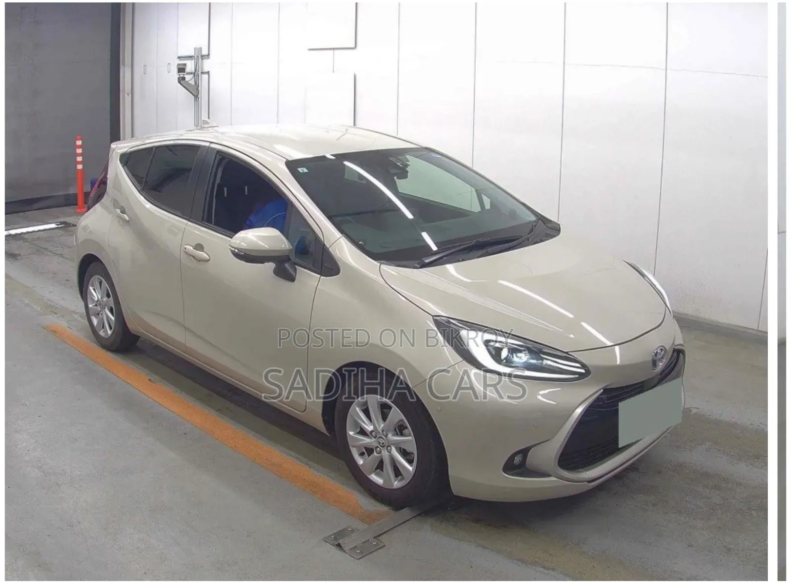 Toyota Aqua 2021 White