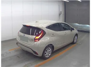 Toyota Aqua 2021 White