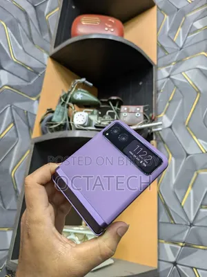 Motorola Razr 40s 256 GB