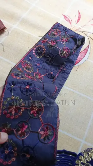 কাপড় বিক্রি