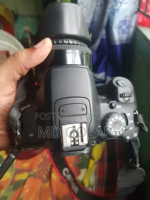 ক্যামেরা Canon 700d