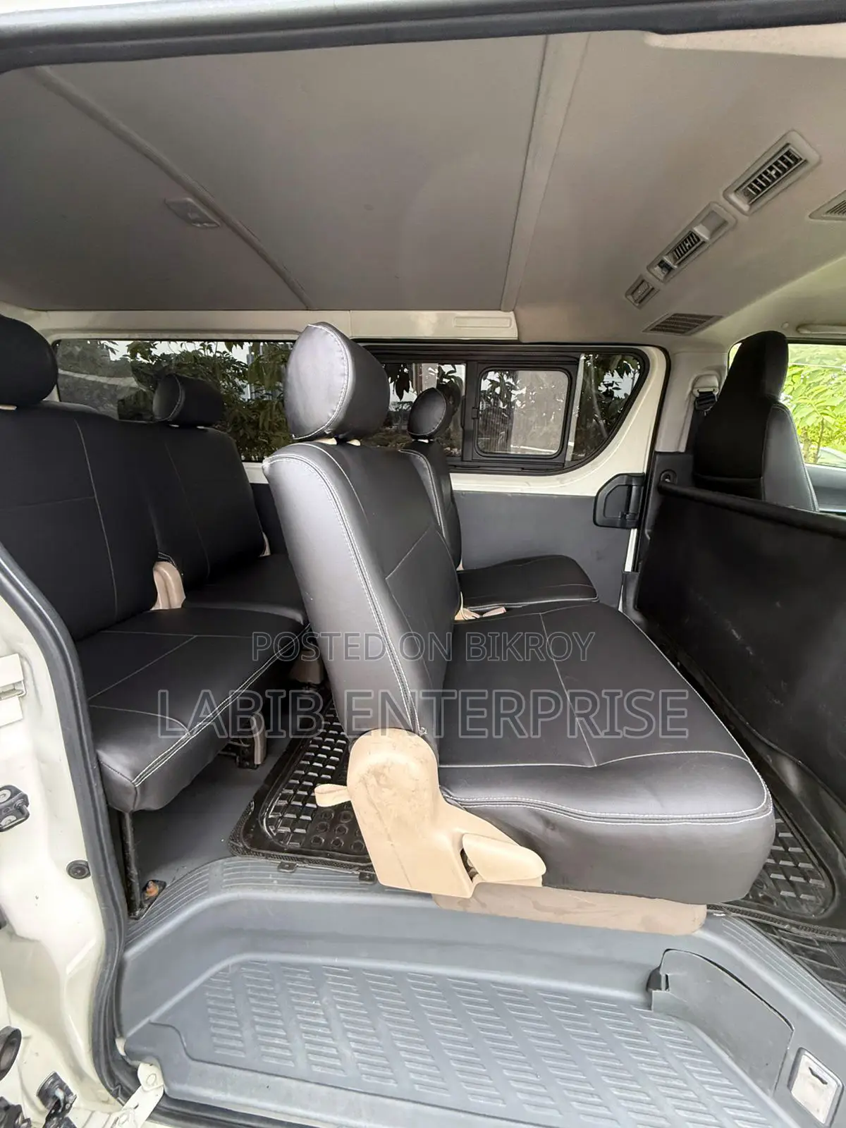 Toyota HiAce 2020 White