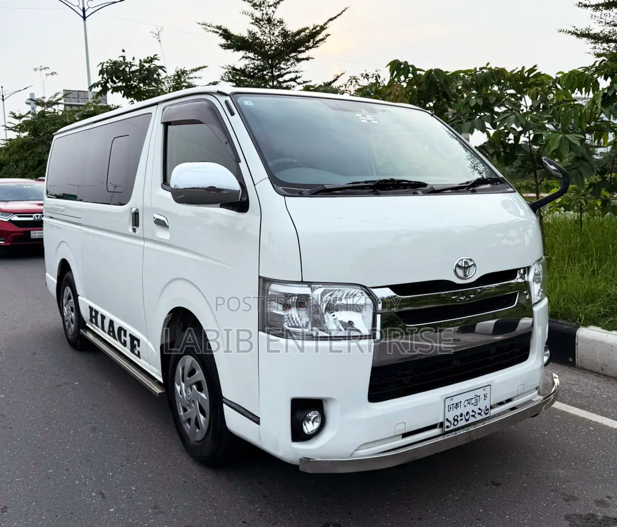 Toyota HiAce 2020 White