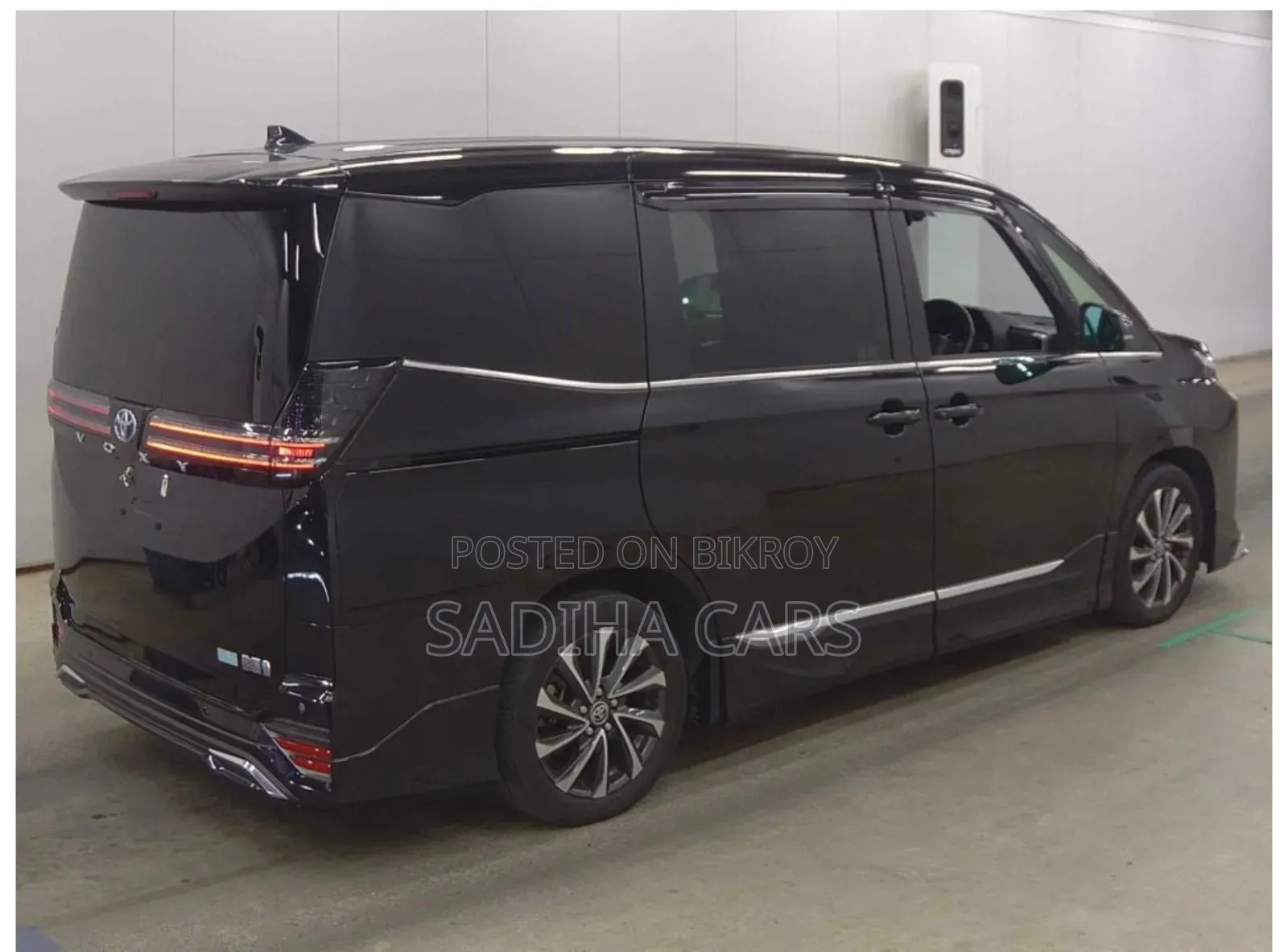 Toyota Voxy 2023 Black
