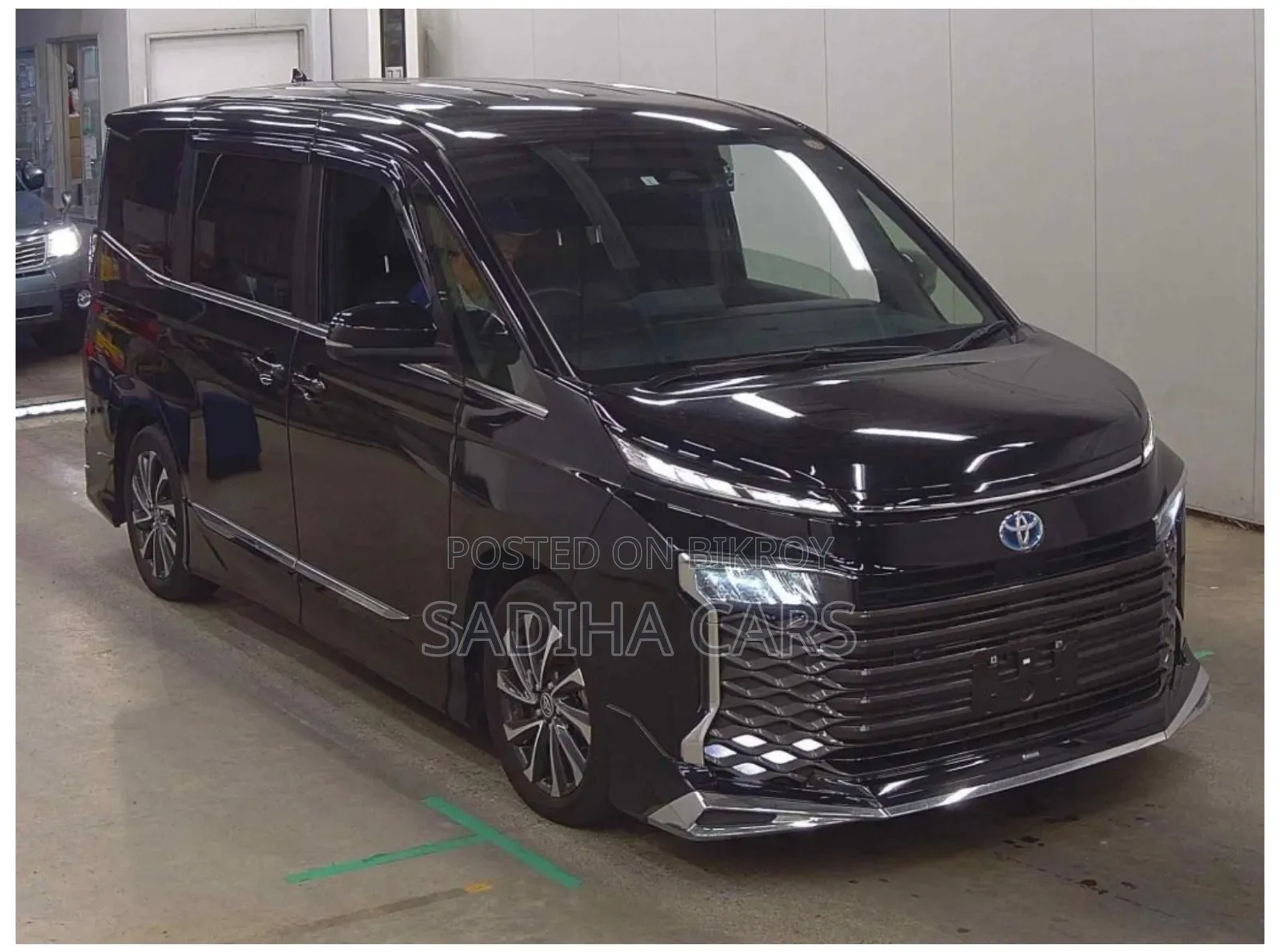 Toyota Voxy 2023 Black