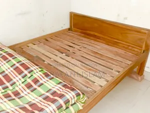 খাট ও তোষক বিক্রয় হবে ৭/৫ ফিট