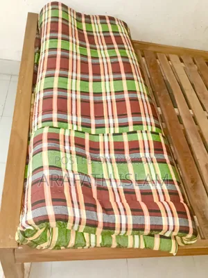Bed and Mattress for sale 7/5 feet