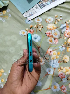 Infinix Hot 12 play 64 GB