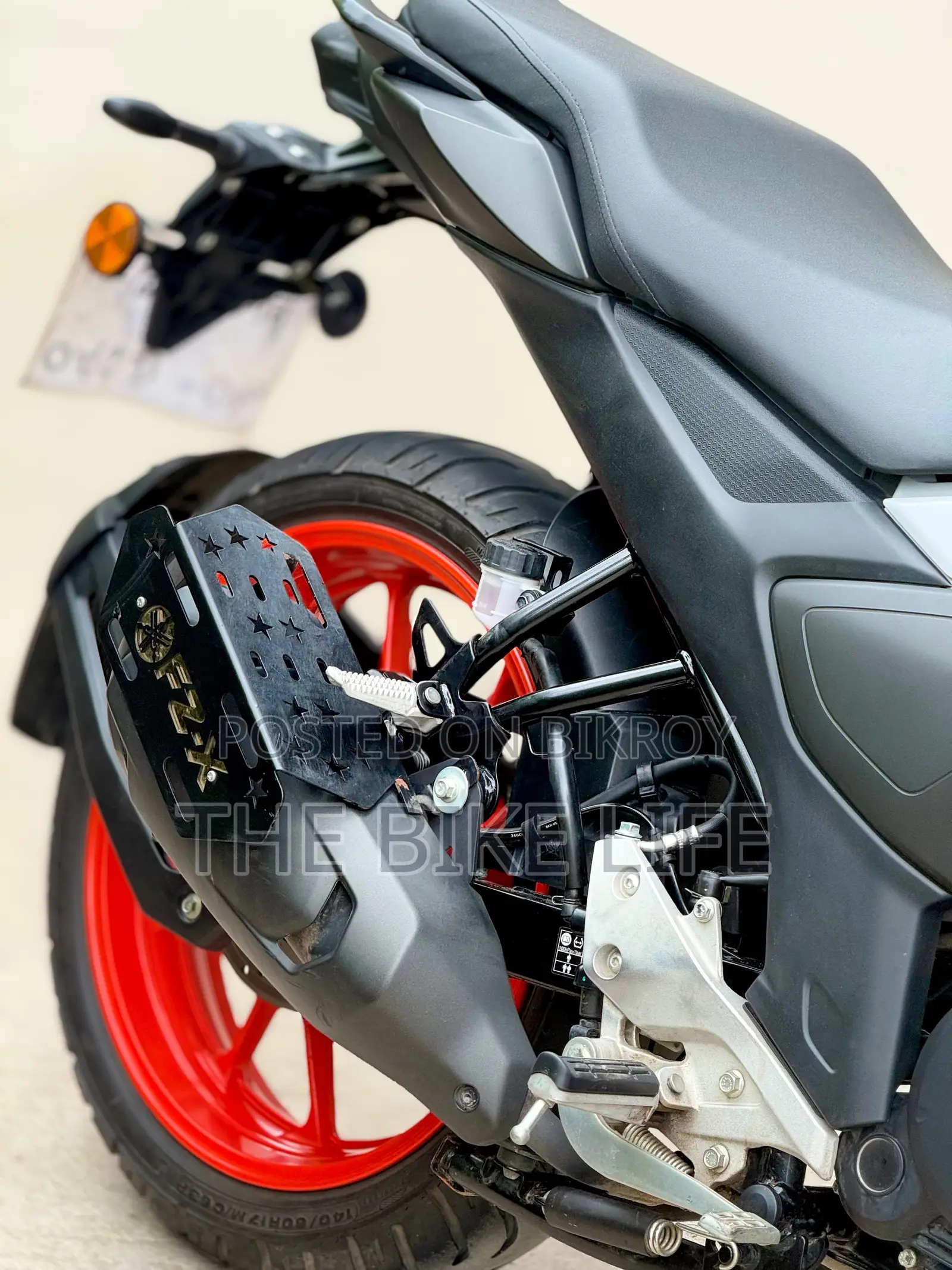 Yamaha FZ 2025 White