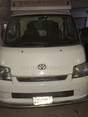 Toyota LiteAce Covered Van