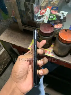 Apple iPhone X 64 GB Black