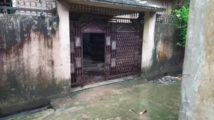 Furnished 3-Bedroom Block of Flats in Agrabad for Sale