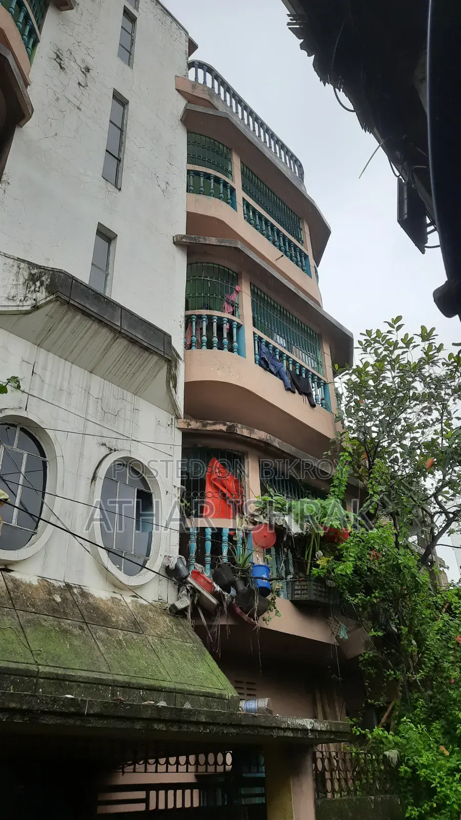 Furnished 3-Bedroom Block of Flats in Agrabad for Sale