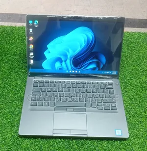Laptop Dell Latitude 5400 8GB Intel Core i5 SSD 256GB