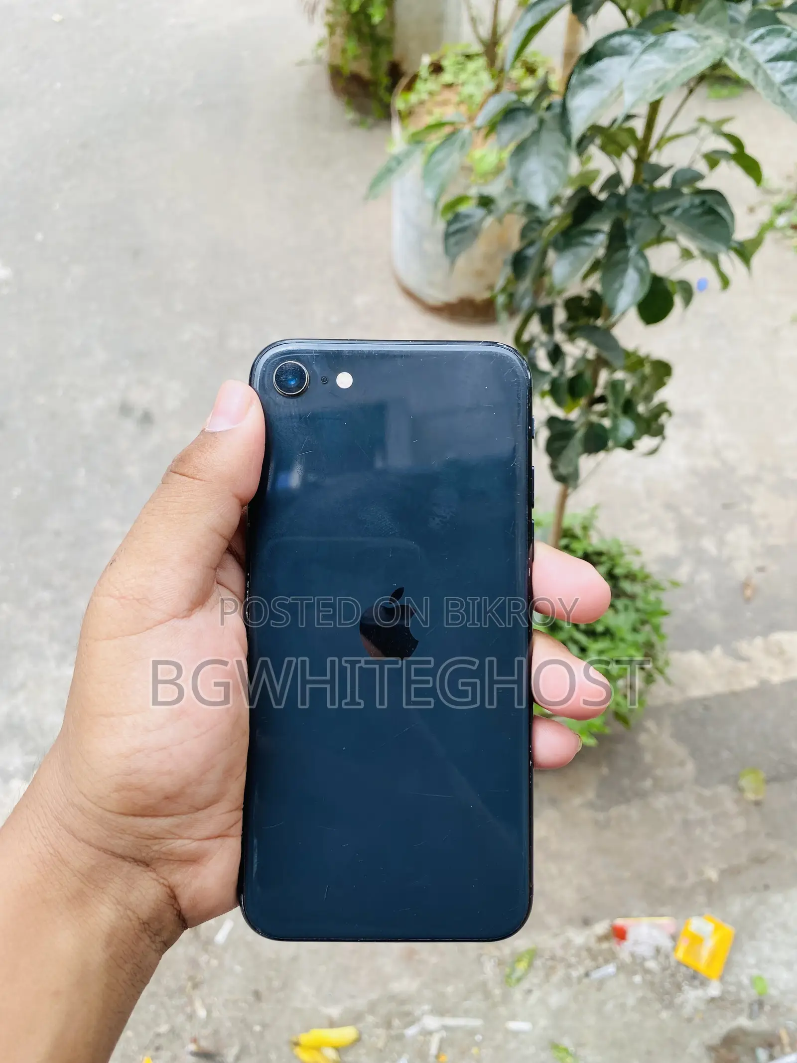 অ্যাপল আইফোন এসই (২০২০) ৬৪ জিবি কালো