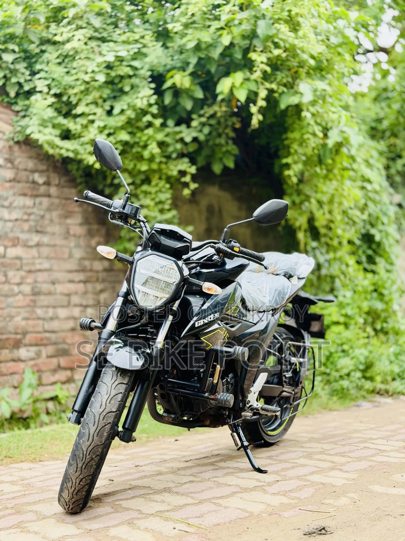 Suzuki 2024 Black