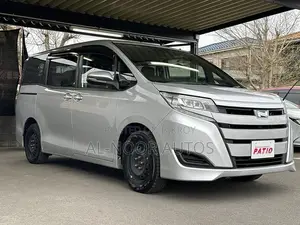 Toyota Noah 2021 Silver