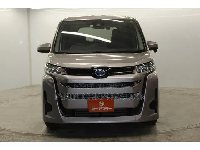 Toyota Noah 2022 Brown