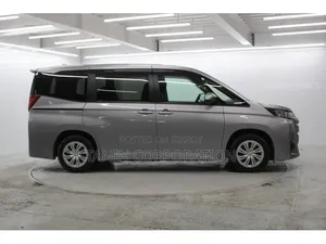 Toyota Noah 2022 Brown