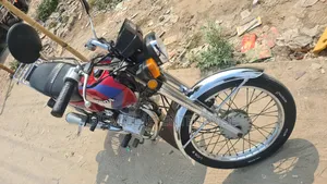 Honda CG110 2000 Red