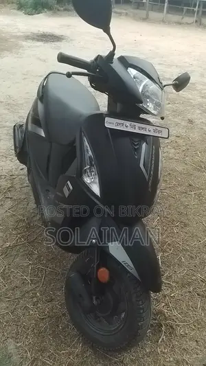 Hero Pleasure 2025 Black
