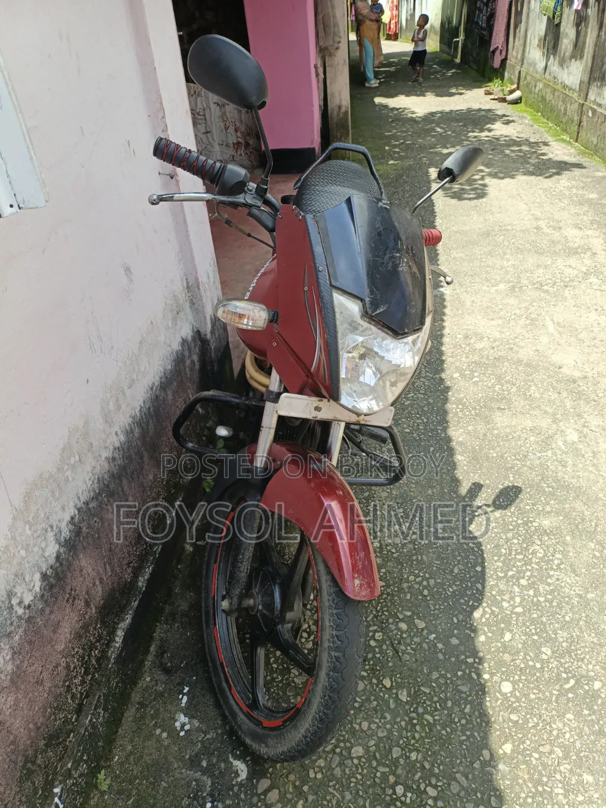 Mahindra Centuro 2017 Red