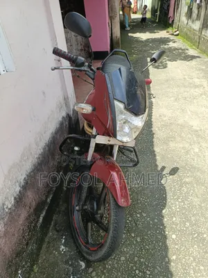 Mahindra Centuro 2017 Red