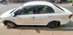 Toyota Axio 2010 White