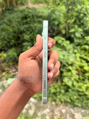 Apple iPhone 15 128 GB Green