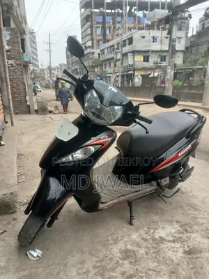 টিভিএস উইগো ২০১৮ কালো