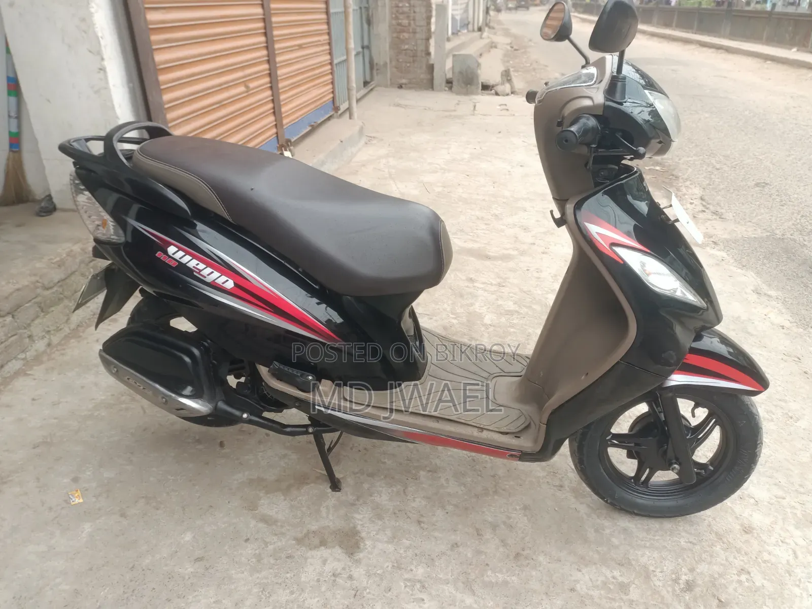 টিভিএস উইগো ২০১৮ কালো