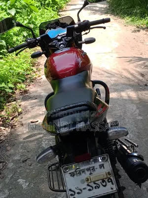 Bajaj Pulsar 150 2015 Red