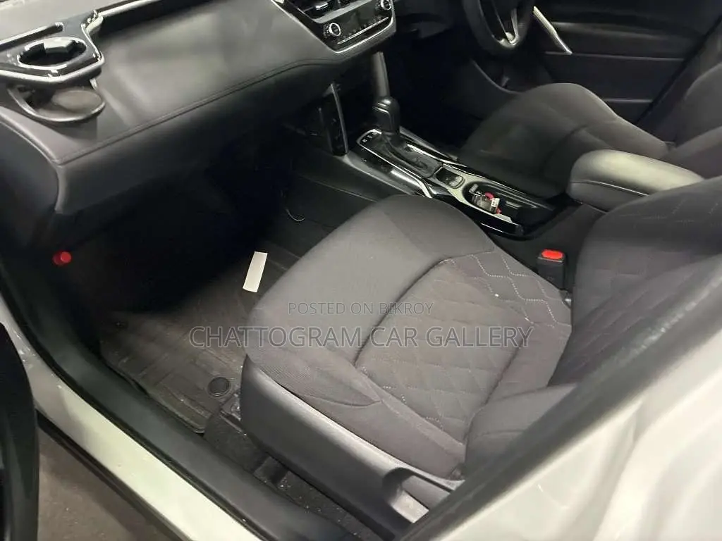 Toyota Corolla Cross 2023 Pearl