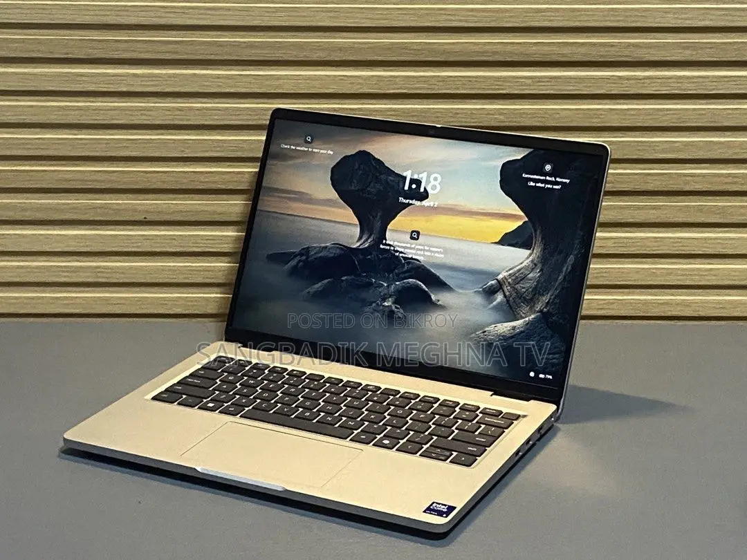 Laptop Dell 3GB Intel SSD 256GB