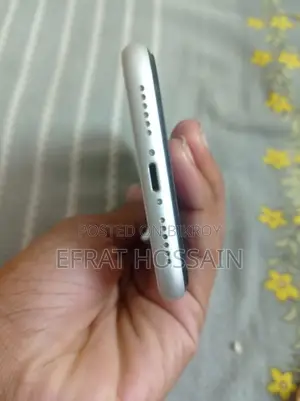 অ্যাপল আইফোন এক্সআর ৬৪ জিবি হোয়াইট